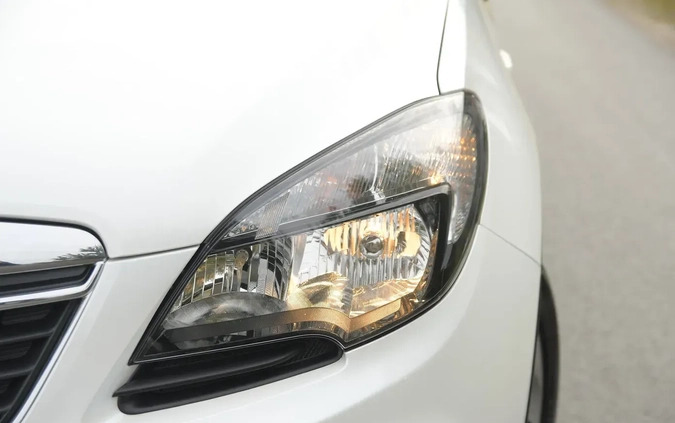 Opel Mokka cena 45900 przebieg: 168000, rok produkcji 2014 z Zambrów małe 667